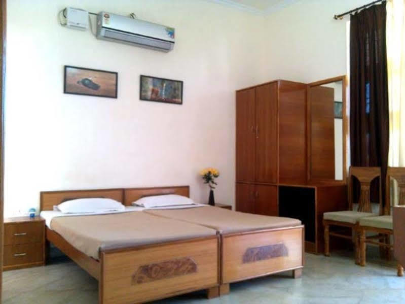 ساواي مادهوبور Ranthambhore Tiger Home المظهر الخارجي الصورة